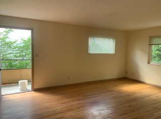 1524 NW 52nd St APT 5, Seattle, WA 98107