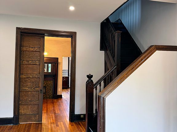 Sliding door for open or closed living space