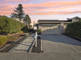 1713 Deneb Ln, Petaluma, CA