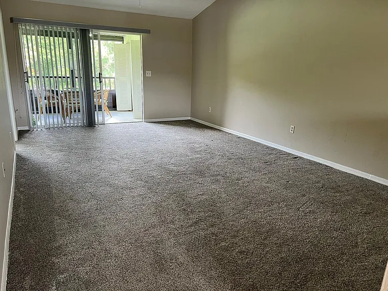 13076 Cross Creek Ct #408 — Photo 20