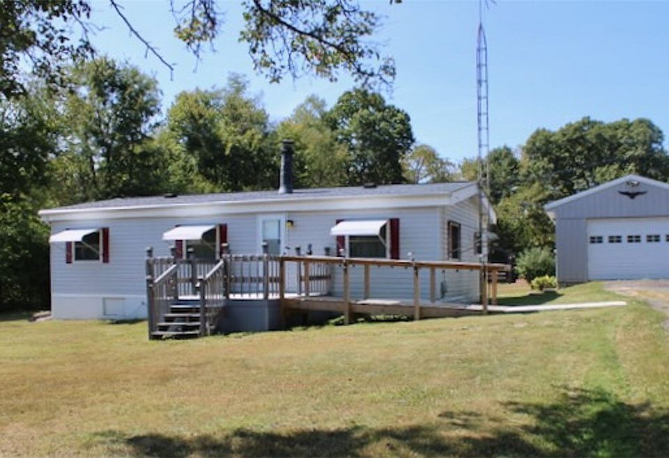 1st image of 2345 Potts Ln