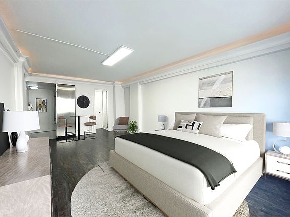 4th image of 153 E 57th St APT 18H