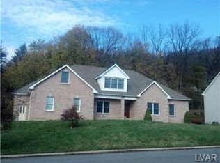 931 Evergreen Pl, Bethlehem, PA 18017