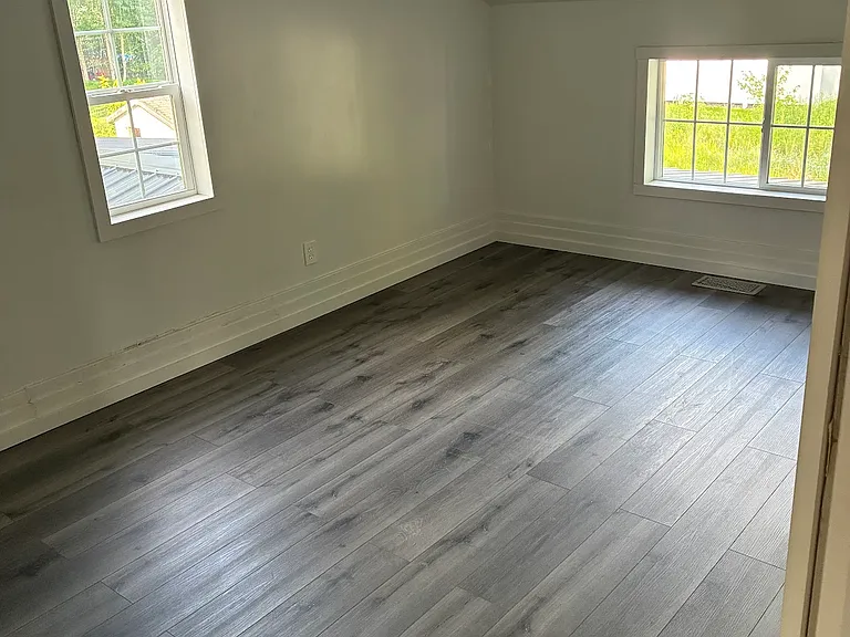 3954 S Everett Ave — Photo 9