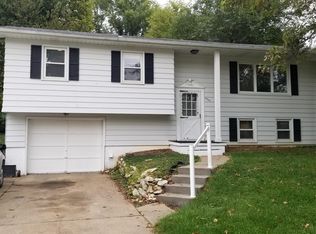 6905 N 64th St, Omaha, NE 68152
