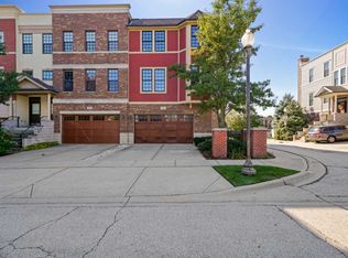 13 Illinois Ave #0, Schaumburg, IL 60193