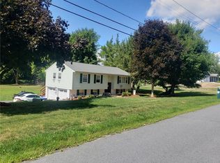 10 Lincoln St, Florida, NY 10921
