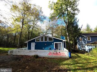 3142 Carobeth Dr, Tobyhanna, PA