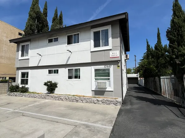 13527 Victory Blvd #6, Van Nuys, CA 91401