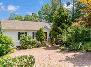 30 Adams Rush Rd, Cortlandt Manor, NY 10567