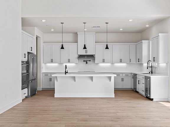 Fully loaded kitchen