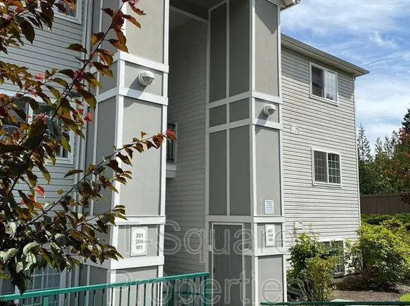 9525 NE 180th St, Bothell, WA