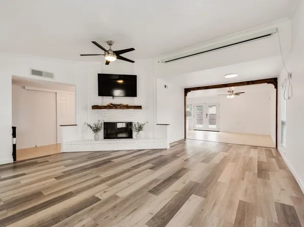 5720 Treese St, The Colony, TX 75056