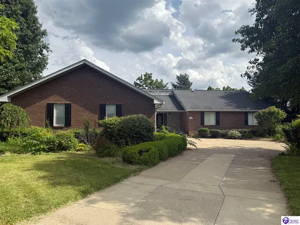 713 Freeman Lake Rd, Elizabethtown, KY 42701