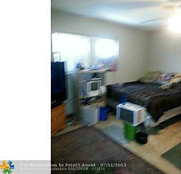 5th image of 439 NW 20th Ave