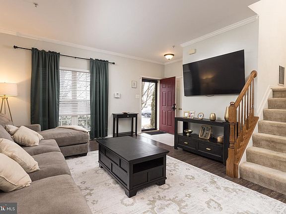 3rd image of 3013 Raking Leaf Dr