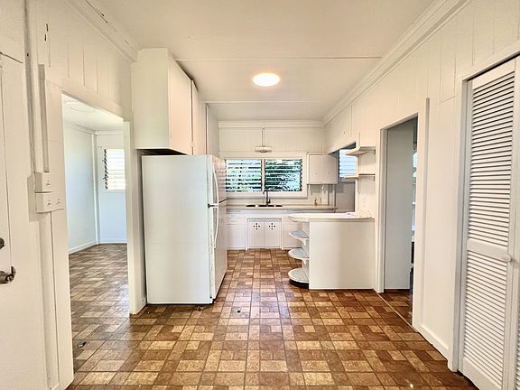 5th image of 2039 Kaohu St #1