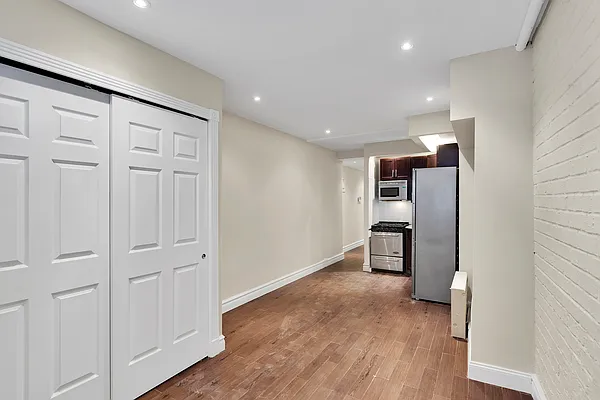 Rented by Cooper & Cooper Real Estate | media 12