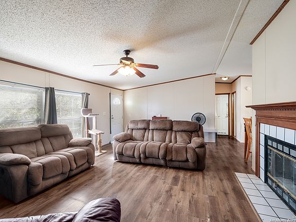 4th image of 104 kickapoo