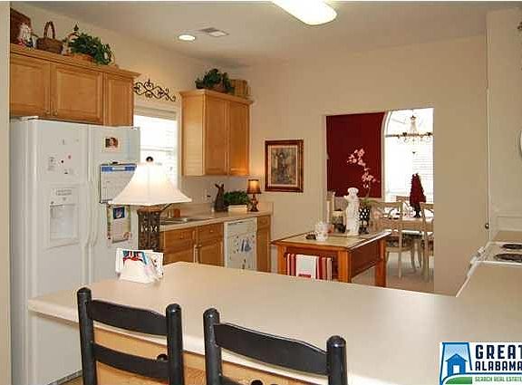 5th image of 556 Bentmoor Dr