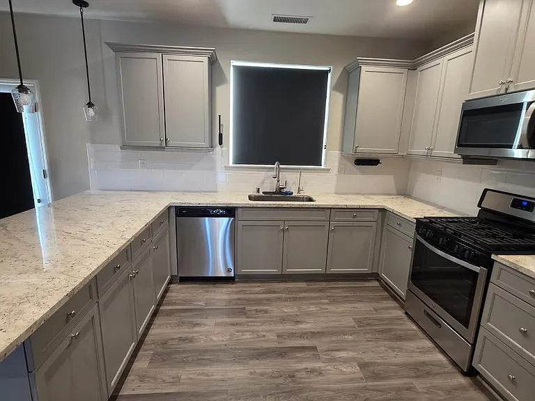 153 N Koleen Ave — Photo 18