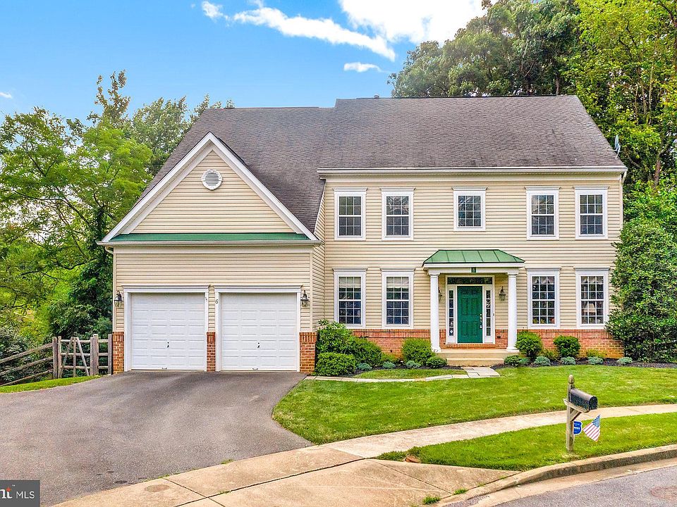1st image of 6 Big Oak Ct
