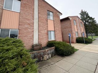 1593 River Rd APT E2, Saint Clair, MI 48079