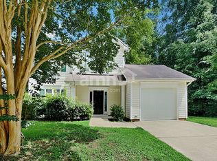 2509 Australia Dr, Raleigh, NC 27610