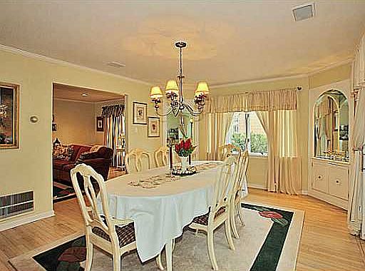 5th image of 11 Kearney Dr