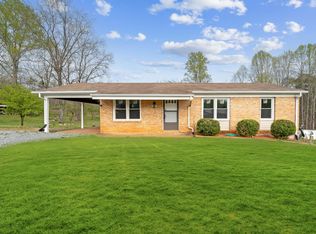 97 Surry Ct, Martinsville, VA 24112