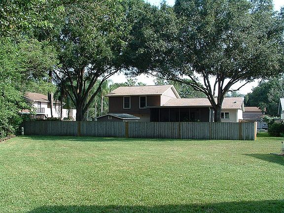 3rd image of 4003 Arroyo Ln