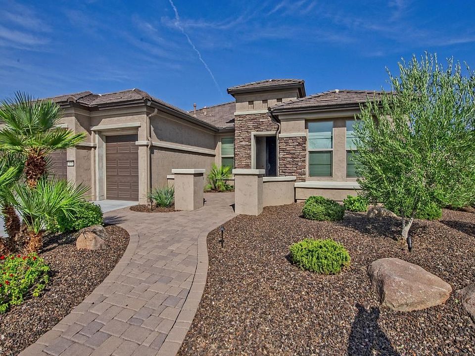 001_Great Curb Appeal