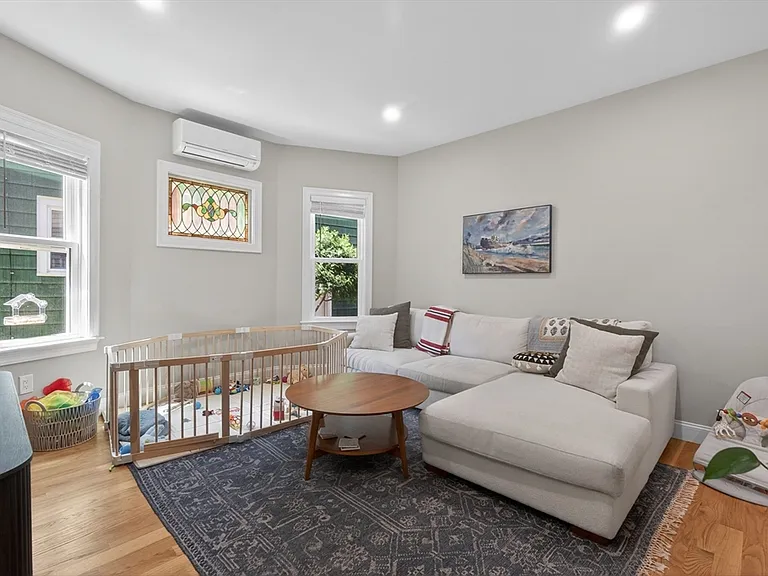 17 Chelmsford St #1 — Photo 5
