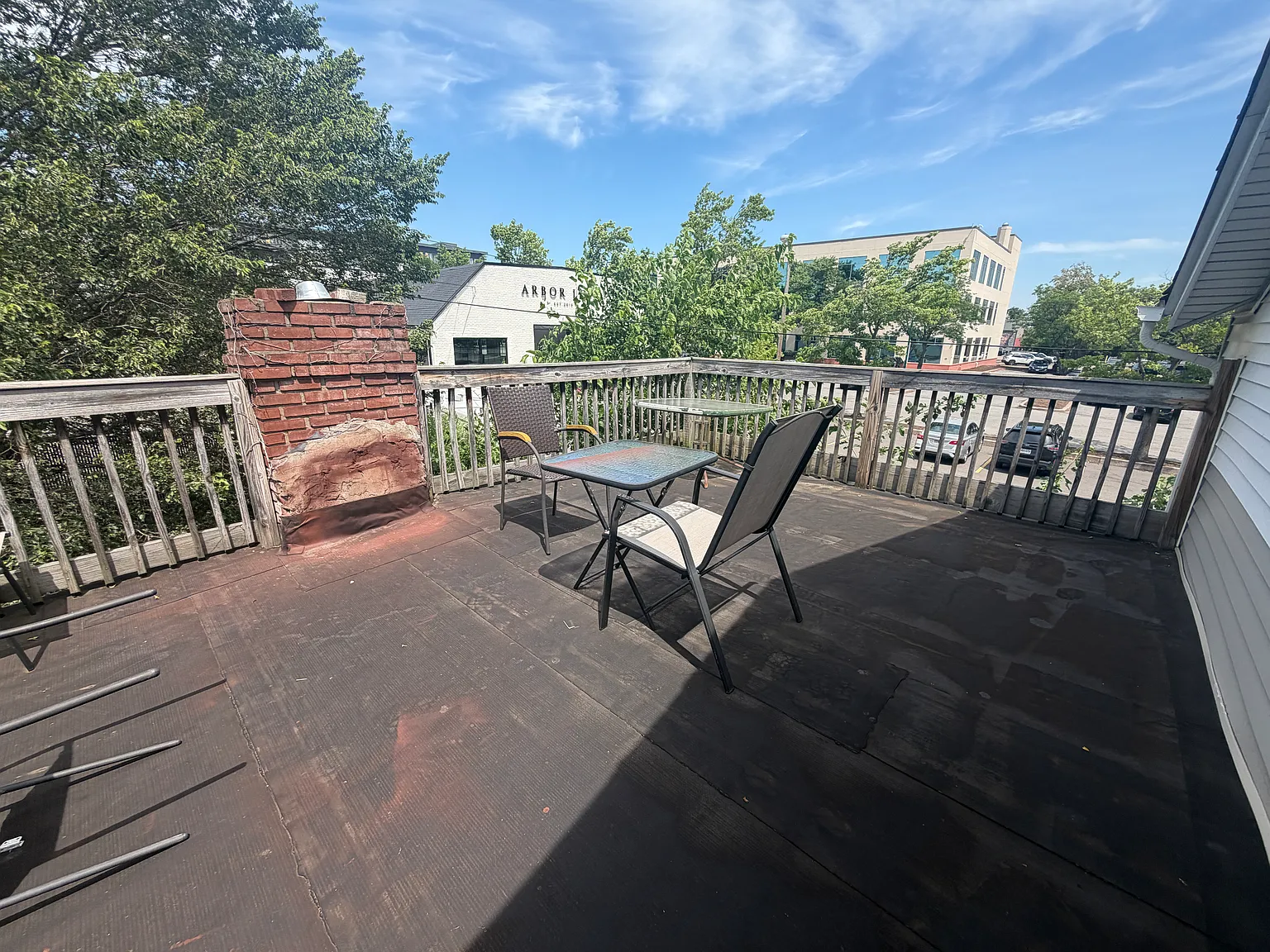 3 bed, 1.5 bath, 1048 sqft, $1,695 — Photo 4