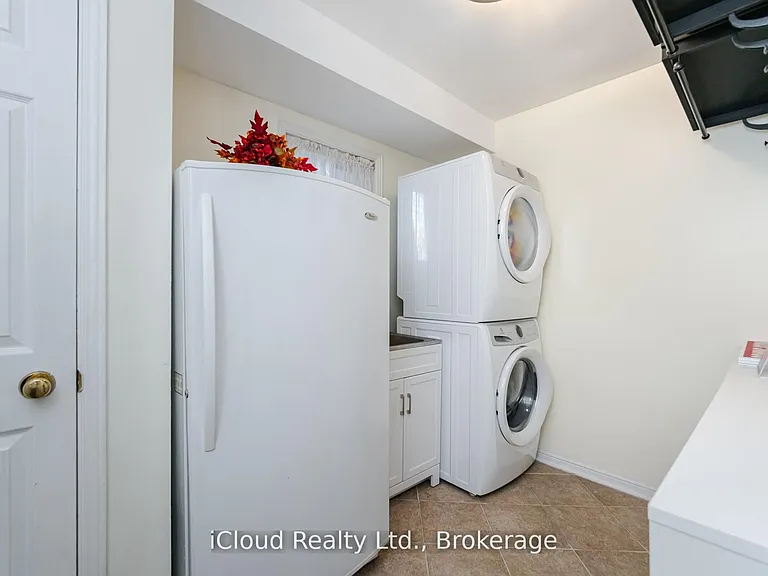 1615 Sir Montys Dr — Photo 13