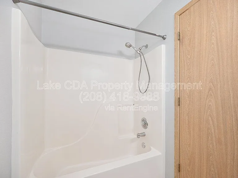 1611 E Montana Ave #C — Photo 19