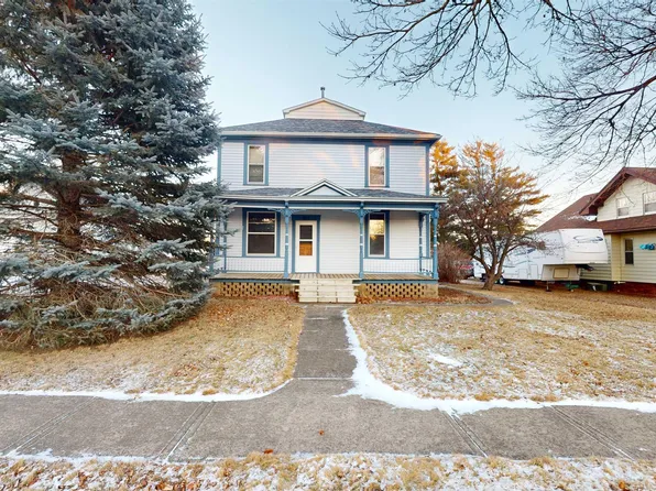 412 S Altona St, Holstein, IA 51025