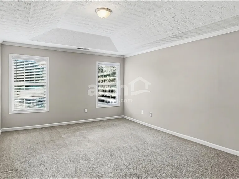 282 Rockingham Dr — Photo 10
