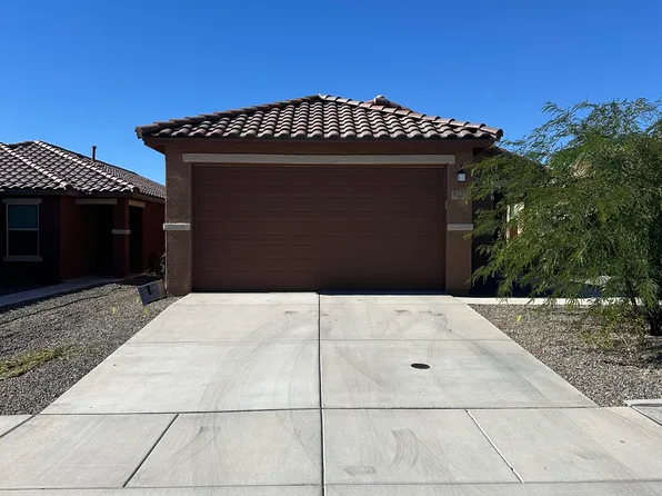 9227 N Peridot Vista Ave, Tucson, AZ 85742