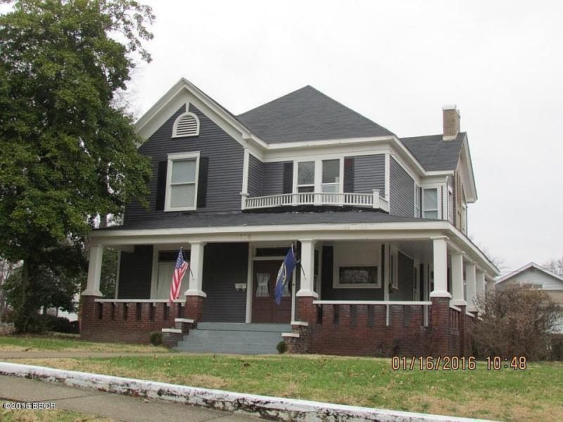 1st image of 118 Walnut St