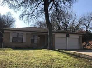124 E Vilbig St, Irving, TX 75060