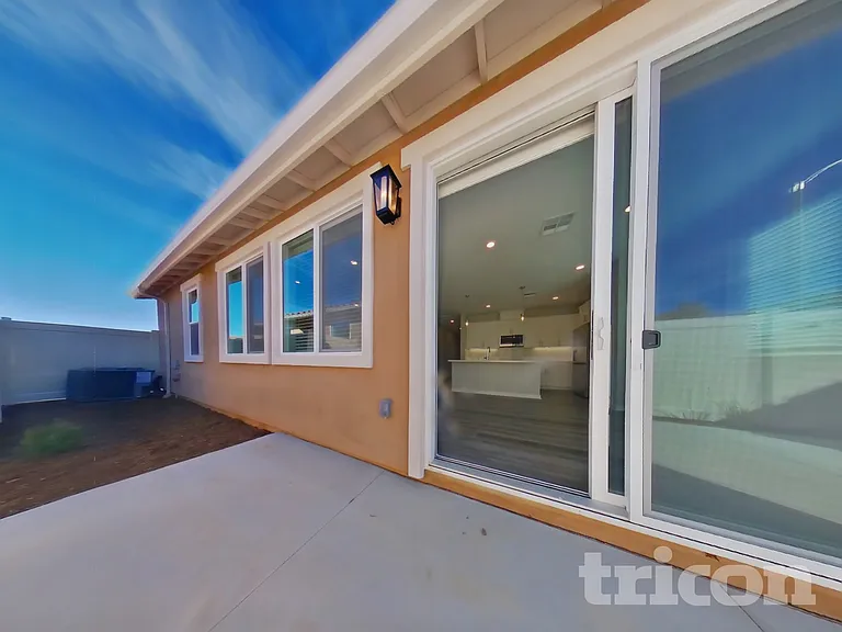 1734 Lorraine Ave — Photo 18