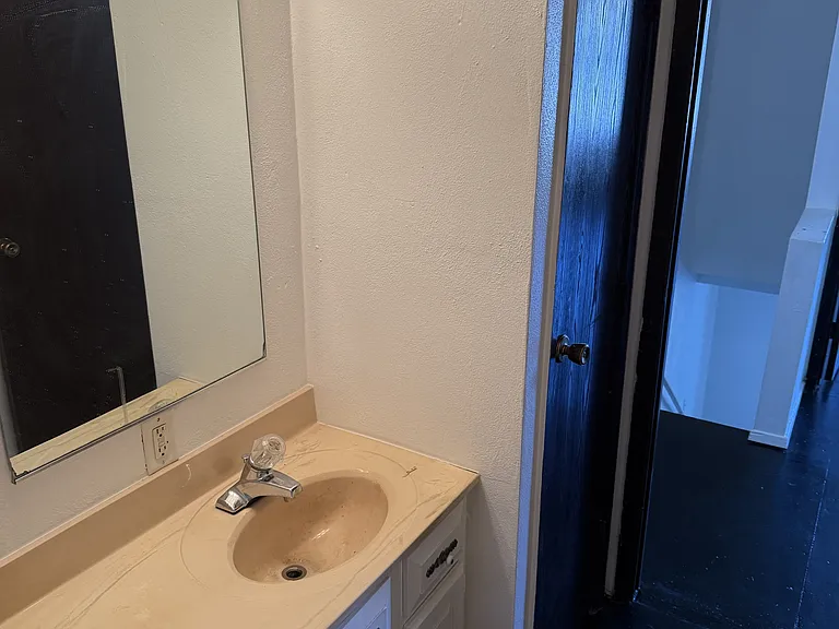 720 Fairwood Dr #3 — Photo 7