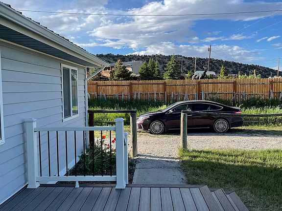 5th image of 616 S Bennion Ln