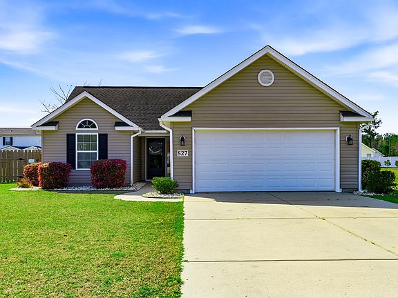 2nd image of 527 Cottage Oaks Circle