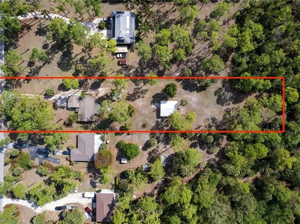 465 5th ST SW, NAPLES, FL 34117