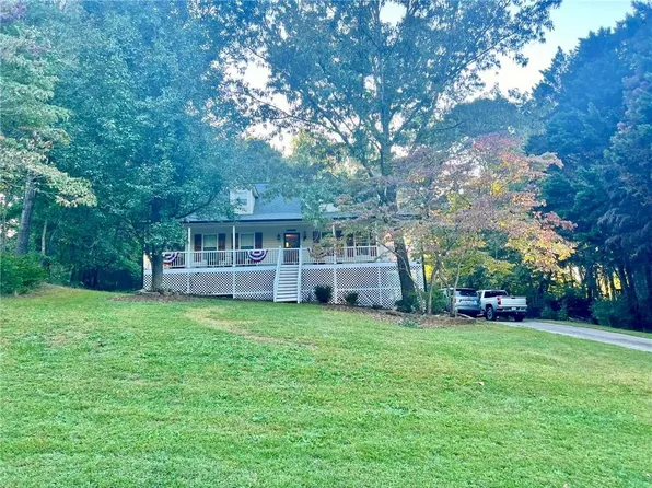 414 Deering Dr, Douglasville, GA 30134
