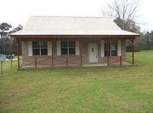 19 John Thompson Rd, Richton, MS 39476