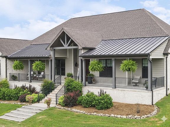 3rd image of 1135D Center Point Rd S