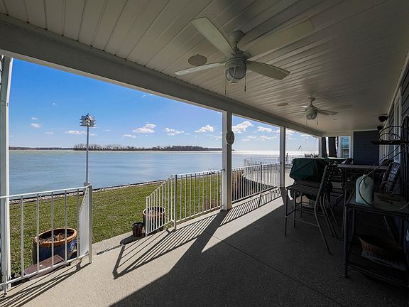 3rd image of 30317 Island Dr